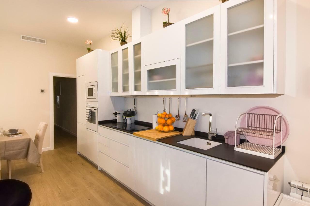 Sol Luxury Suites Madrid Esterno foto