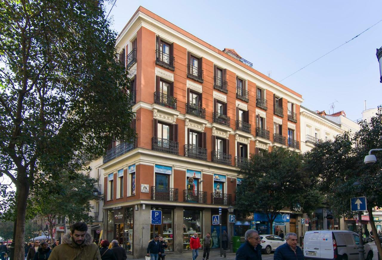 Sol Luxury Suites Madrid Esterno foto