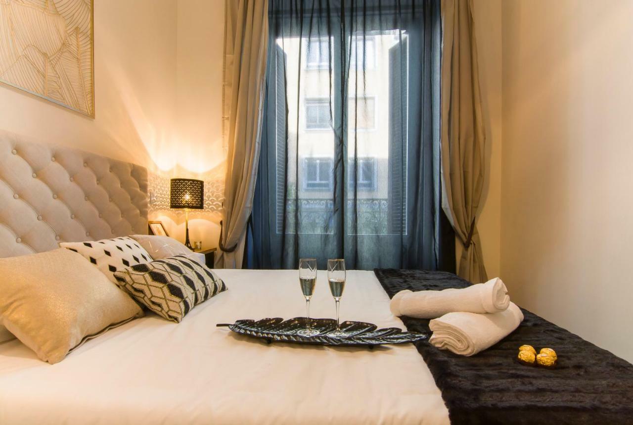 Sol Luxury Suites Madrid Esterno foto