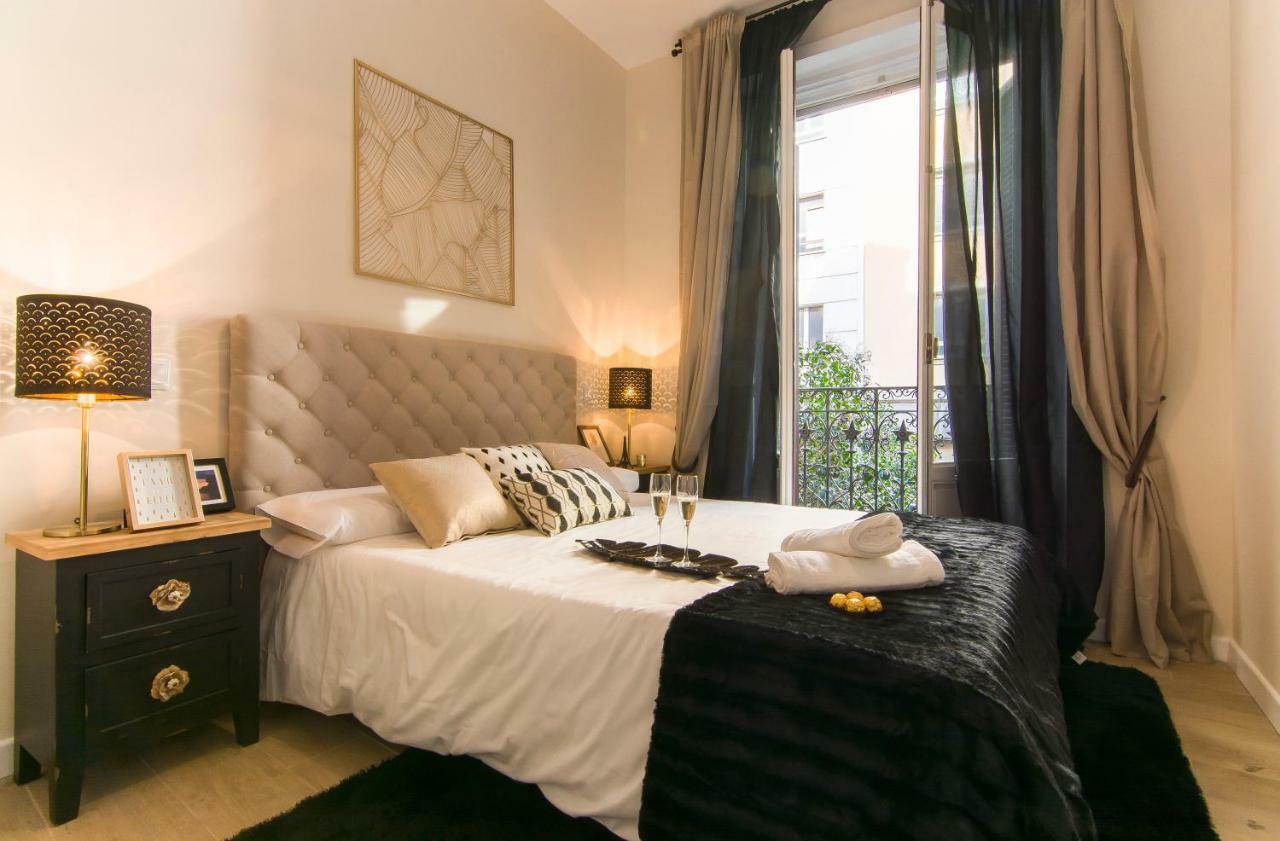 Sol Luxury Suites Madrid Esterno foto
