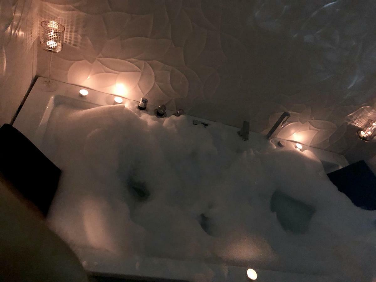 Sol Luxury Suites Madrid Esterno foto