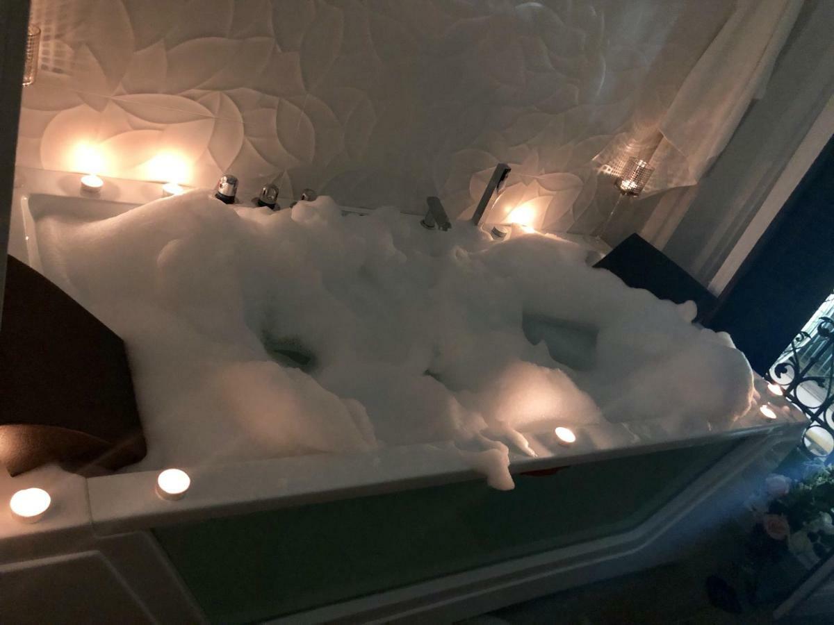 Sol Luxury Suites Madrid Esterno foto