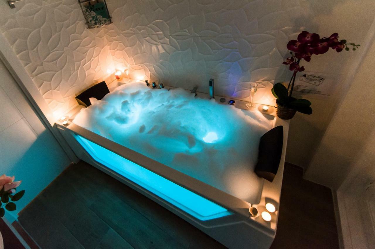 Sol Luxury Suites Madrid Esterno foto