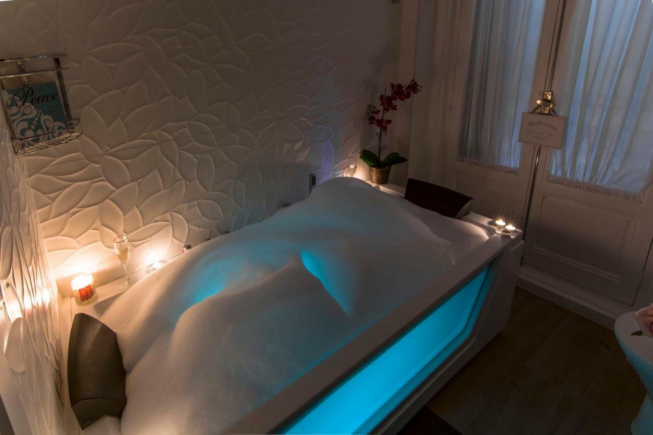 Sol Luxury Suites Madrid Esterno foto